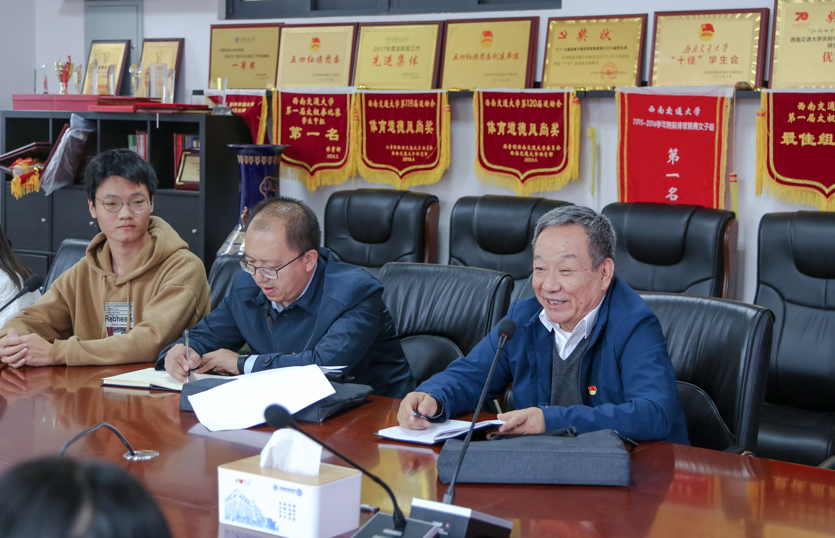 1634779397580085901.jpg 7f7de842ba68760cf3e43fc1576f438.jpg